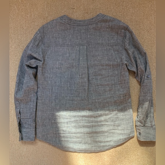 Theory grey linen long sleeve henley, size small, great condition - Picture 9 of 10